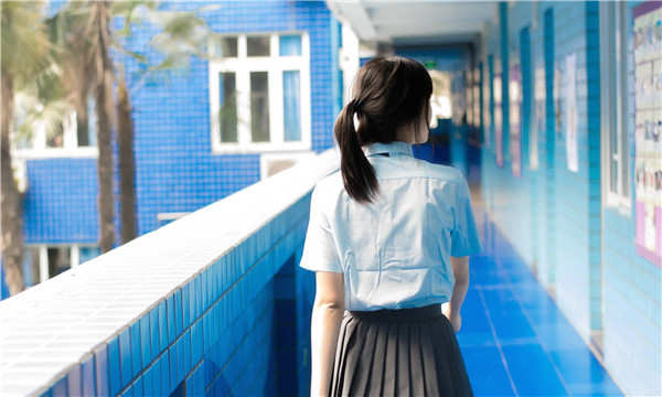 高台如何找到一个可以帮助我生孩子的女人？